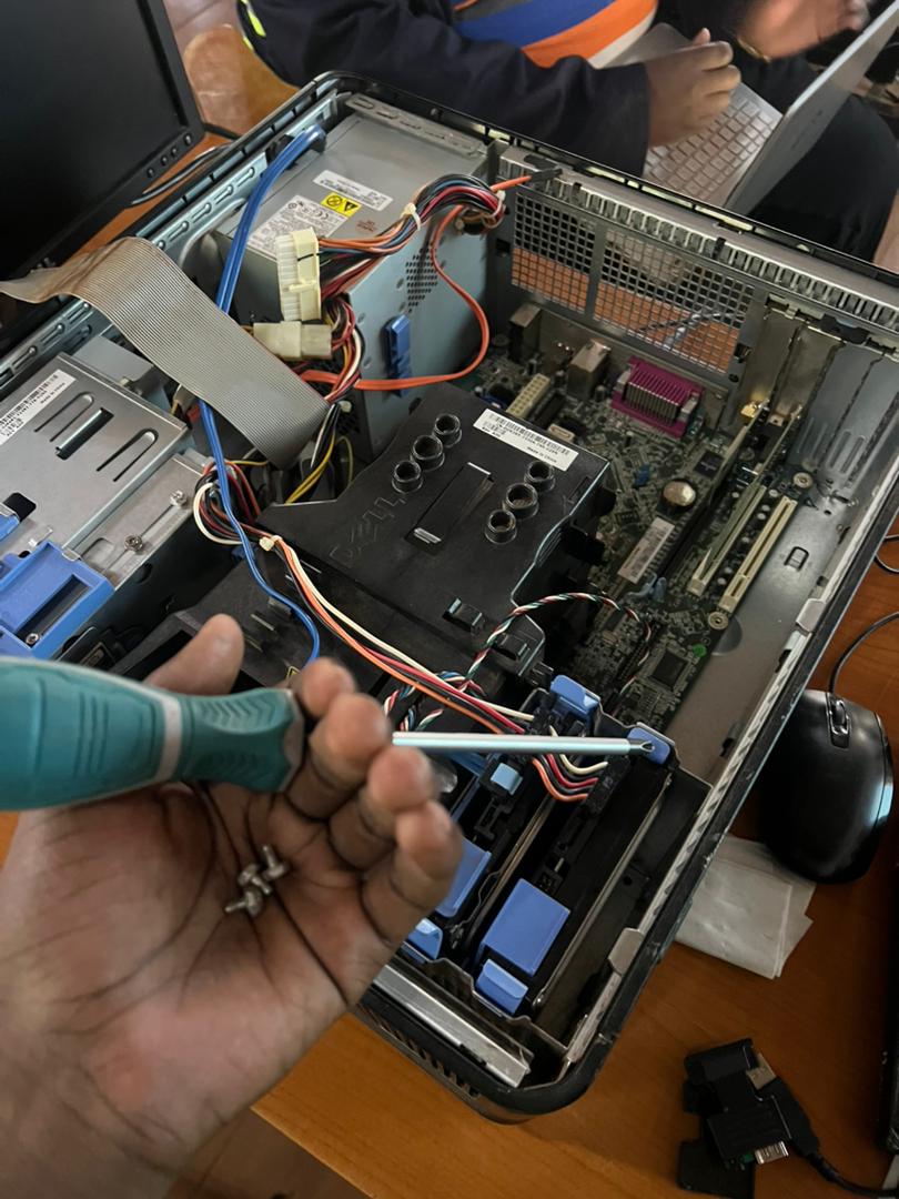 System unit disassembling and maintenance